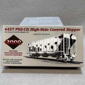 PROTO 2000 HO Scale 4427 PS2-CD High-Side Covered Hopper Model Kit‎ C&NW #170344